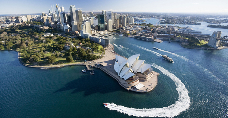 অস্ট্রেলিয়া 