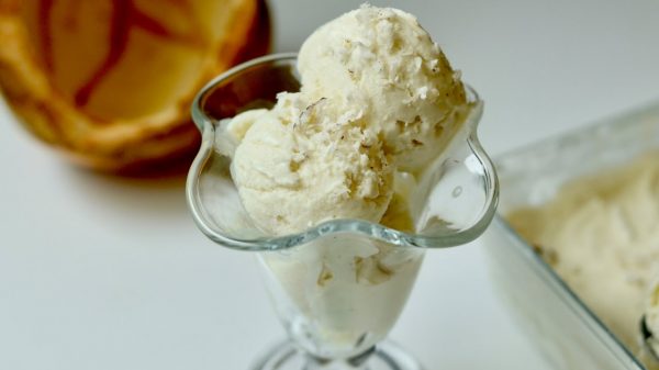 কোকোনাট আইসক্রিম